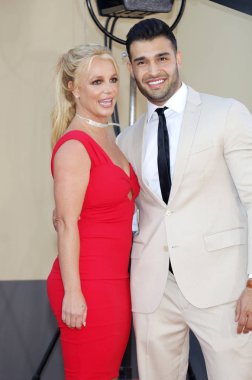 Britney Spears ve Sam Asghari Los Angeles prömiyeri ' bir kez Hollywood 'Da ' TCL Çin Tiyatrosu IMAX Hollywood 'da, ABD 22 Temmuz 2019 tarihinde düzenlenen upon.