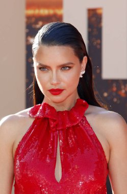 model Adriana Lima Hollywood Tcl Çin Tiyatrosu Imax düzenlenen 'Once Upon a Time In Hollywood' Los Angeles galasında, Abd Temmuz'da 22, 2019.