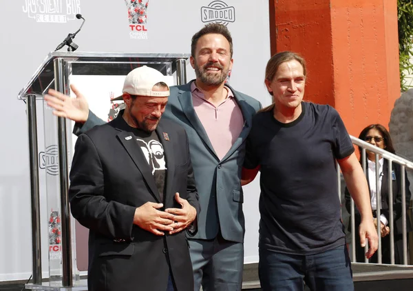 Ben Affleck Kevin Smith Jason Mewes Hands Footprint Ceremony Που — Φωτογραφία Αρχείου