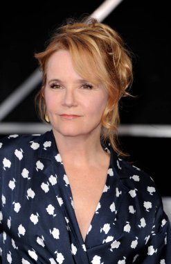 Aktris Lea Thompson, 24 Ekim 2019 'da Hollywood' daki Tcl Çin Tiyatrosu 'nda düzenlenen 