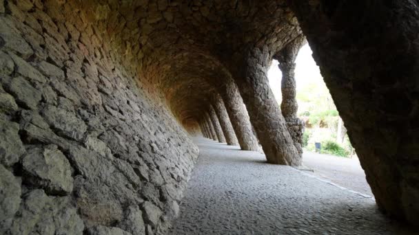 Barcelona España 973072020 Parque Güell Barcelona Portico Lavendera Zoom — Vídeo de stock