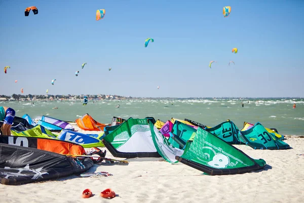 Kite surf sur la plage — Photo