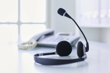 İletişim destek, çağrı merkezi ve müşteri hizmet yardım de