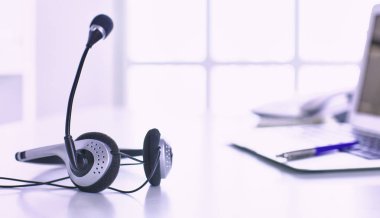 İletişim destek, çağrı merkezi ve müşteri hizmet yardım de