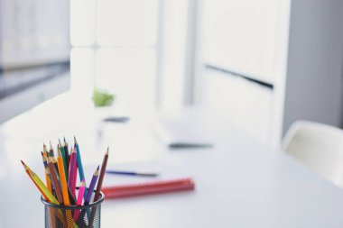 Çalışma alanı Masaüstü, belgeler üzerinde Ofis masaları