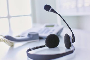 İletişim destek, çağrı merkezi ve müşteri hizmet yardım de