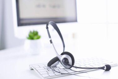 İletişim destek, çağrı merkezi ve müşteri hizmet yardım de