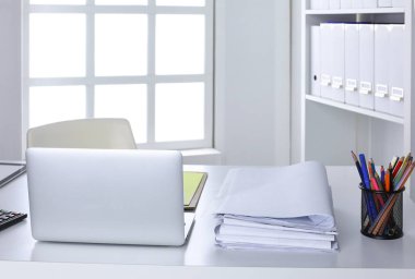 Çalışma alanı Masaüstü, belgeler üzerinde Ofis masaları