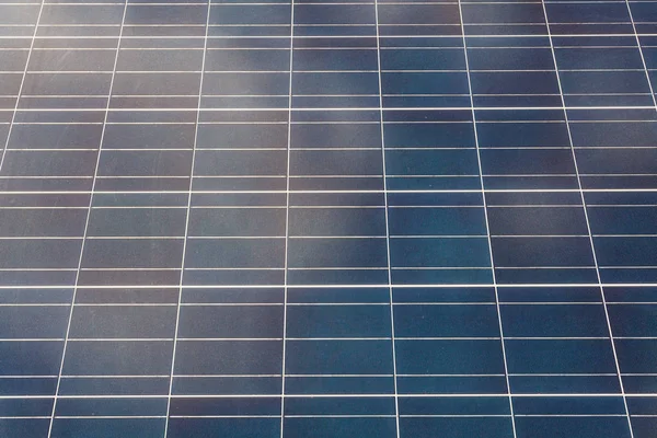 Закрыть Фотографию Фотоэлектрической Панели Нового Солнечного Энергетического Оборудования — стоковое фото