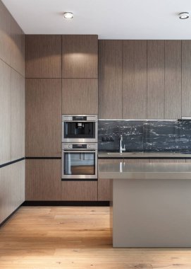 Dahili cihaz ile modern ve yeni mutfak