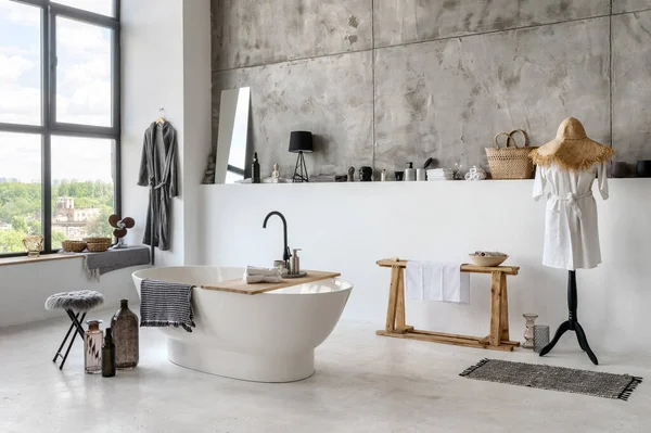 Casa Moderna Con Diseño Interior Contemporáneo Baño Blanco Cómoda Bañera — Foto de Stock