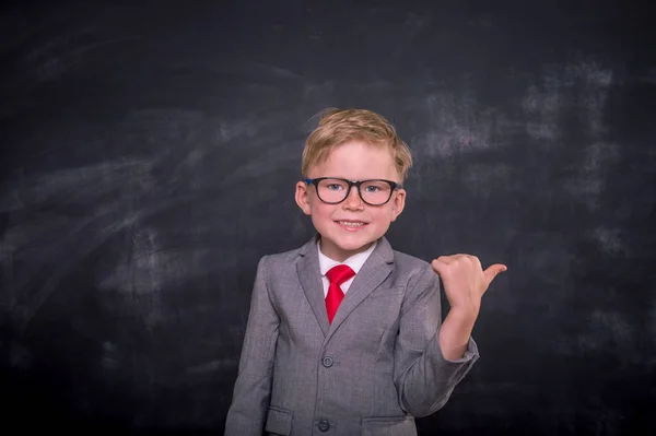 Zurück Zur Schule Kleiner Junge Mit Brille Erfolg Und Glückliches — Stockfoto
