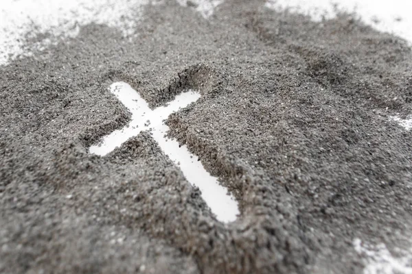 Christian Cross Crucifix Drawing Ash Dust Sand Symbol Religion Sacrifice — Stock Photo, Image