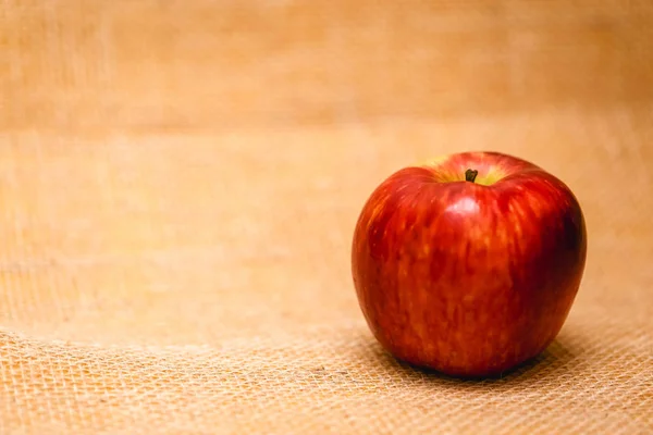 Délicieuse Pomme Rouge Fond Isolé Pour Couper Photoshop Fruits Isolés — Photo