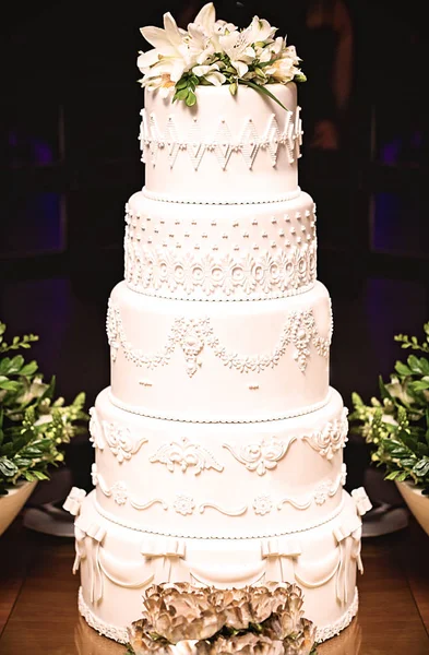 Rusztikus Modern Esküvői Torták Menyasszony Valódi Fotók — Stock Fotó