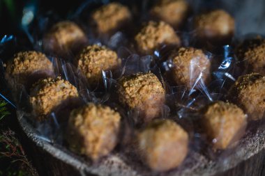 Tatlılar ve pastalar çocuk partileri ve düğünler için