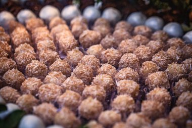 Tatlılar ve pastalar çocuk partileri ve düğünler için