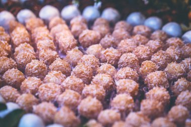 Tatlılar ve pastalar çocuk partileri ve düğünler için