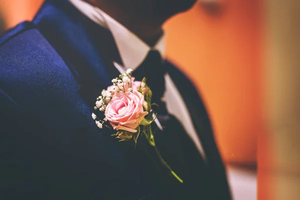 Rustic style groom lapel. Image for blog and wedding website.