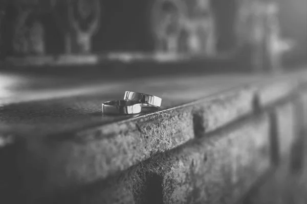 Kép Ból Egy Pár Jegygyűrű Romantikus Fotó Szerelem Vagy Kötelezettségvállalás — Stock Fotó
