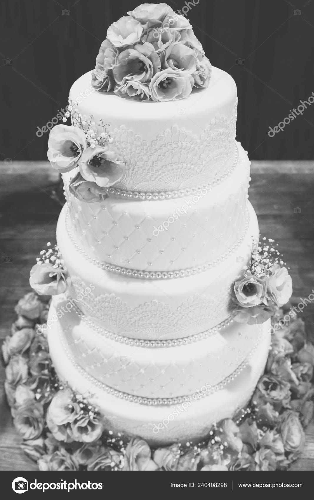 Wedding Cake Decoration Colorful Flowers Served Wedding Receptions