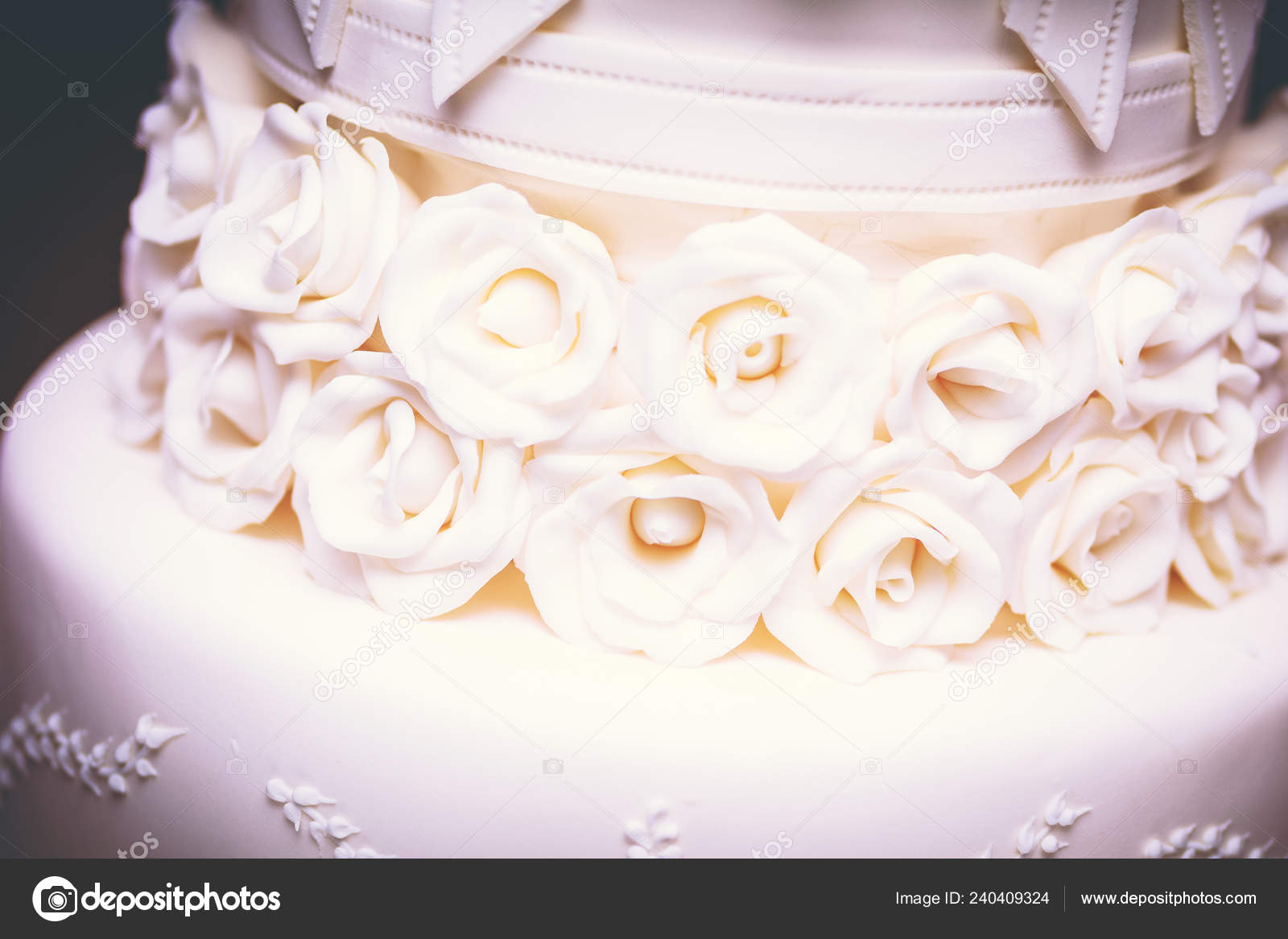 Wedding Cake Decoration Colorful Flowers Served Wedding Receptions