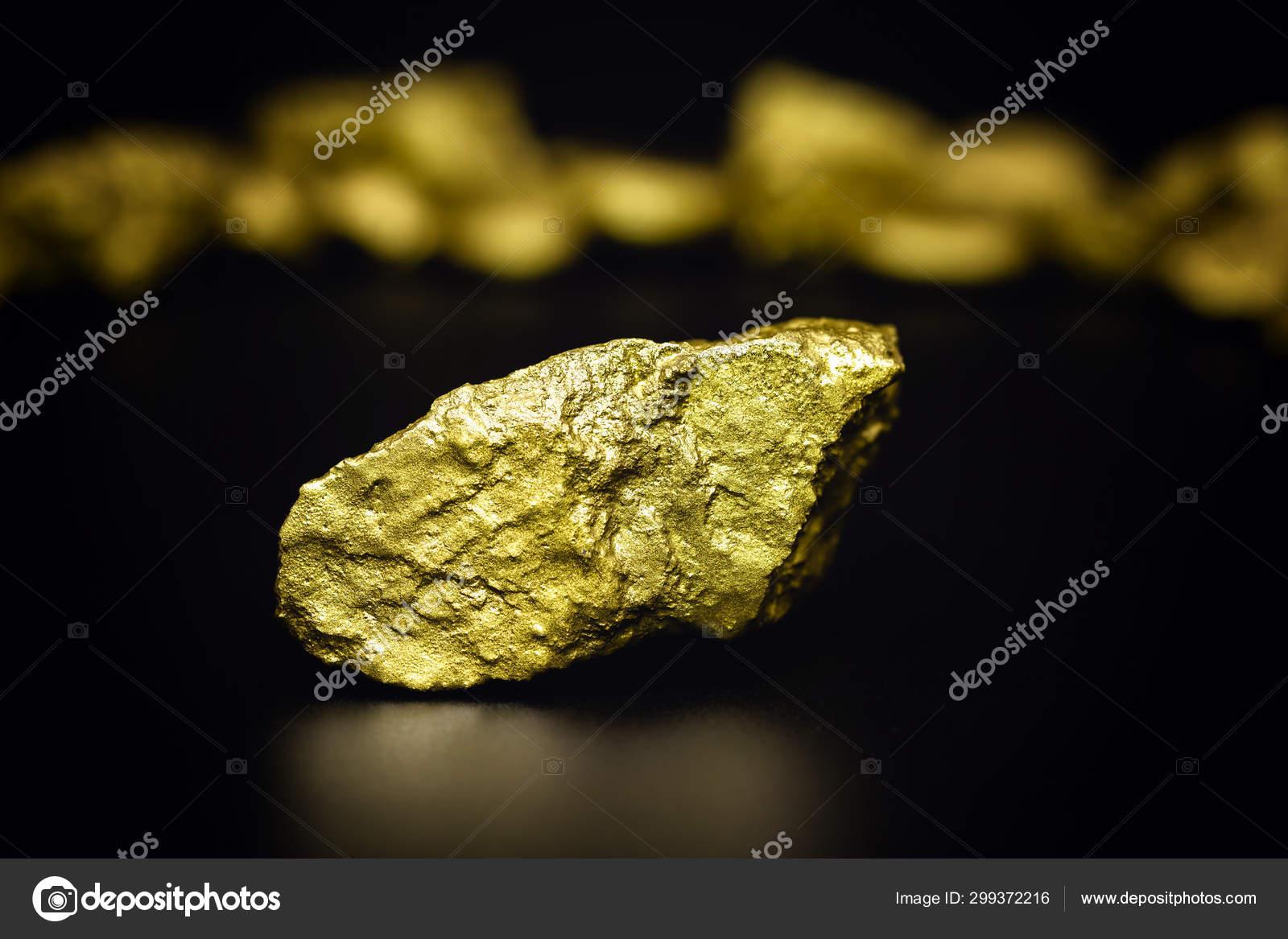 Nuggets De Mina De Ouro. Objeto De Mineração De Minério Precioso