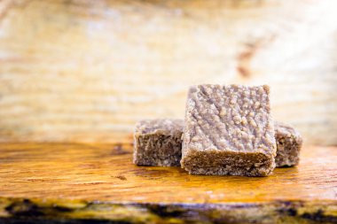 çocuk ayak, Brezilya tipik zemin fıstık şeker, Minas Gerais devlet. Piranguinho şehrinde yapılan Haziran parti, Tatlı. Metin için Boşluk Kopyalama.