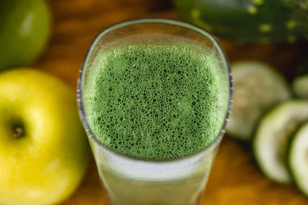 Fresh green juice, Brazilian detox juice. drink that has components that favor liver cleansing, enhancing the elimination of toxins that overload our body. Diet or regimen concept.