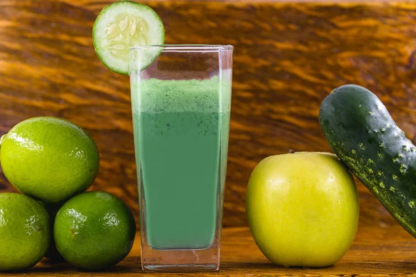 detoks suyu karaciğer clea lehine bileşenleri olan bir içecek