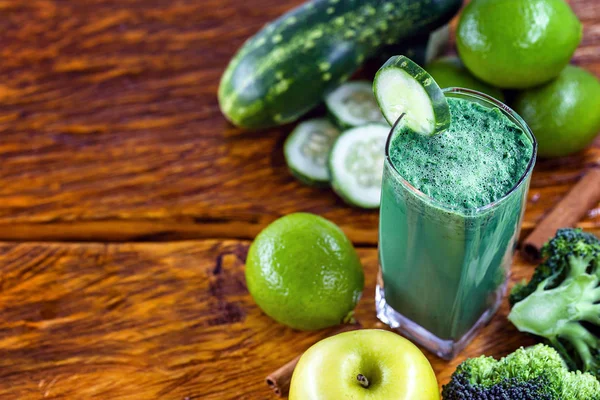 Fresh green juice, detox viterra, Brazilian vegetable juice and