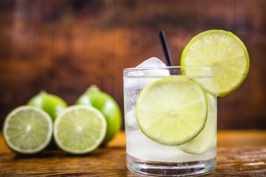 Caipirinha, Brezilya limon Meyve Kireç Caipirinha. Brezilya geleneksel içki.
