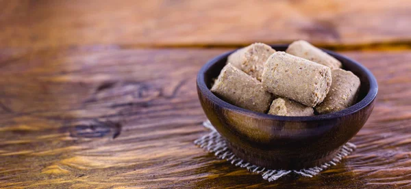 Paçoca, Brezilya'ya özgü yer fıstığı reçeli. Brezilya gıda ülkenin Noderste ve Minas Gerais eyaletinde yapılır. Brezilya gümrük ve malzemeler.