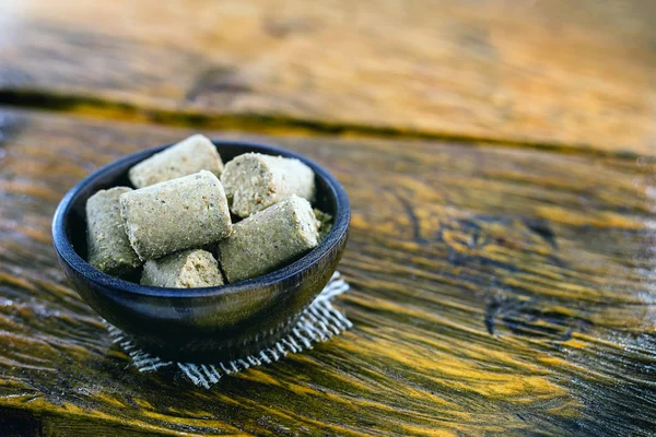 Paçoquinha, tipik Brezilya fıstık şekeri. Brezilya'dan gıda kuzeydoğu ve minas gerais eyaletinde yapılan. Juninas parti gıda.