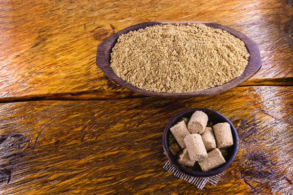 Paçoca, Brezilya'ya özgü yer fıstığı reçeli. Brezilya gıda ülkenin Noderste ve Minas Gerais eyaletinde yapılır. Brezilya gümrük ve malzemeler.