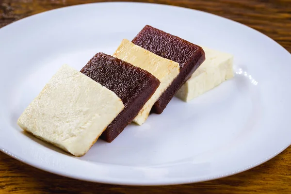 guava nane, juninas partilerde tatlılar kullanılan guava çağrı. Brezilya guava şeker.