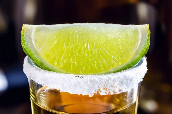 Detail Nápoje Tequila Zvláštním Zaměřením Citron Typický Nápoj Mexika — Stock fotografie