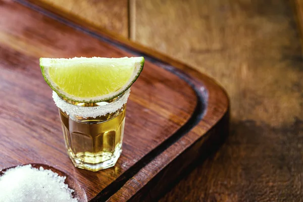 Bebida Mexicana Con Limón Sal Llamada Tequila Espacio Para Texto —  Fotos de Stock