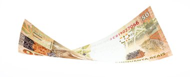 50 reais fatura, Brezilya 'dan gelen para, hızla düşüyor. Ekonomik kriz, kayıp veya durgunluk kavramı.