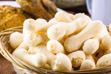 Geleneksel Brezilya nişasta bisküvisi, adı Polvilho bisküvisi,