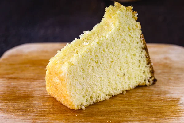 Plak Zelfgemaakte Maïstaart Typisch Braziliaans Eten Genaamd Fuba Cake — Stockfoto