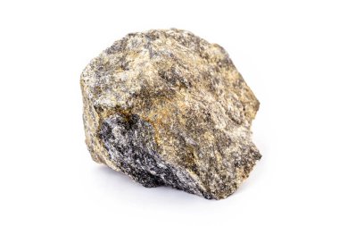 Taşlar ve kayalar sivil inşaatlarda kullanılıyor. Granit, Gneiss, Kum Taşı veya Kireçtaşı.