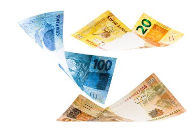 20,50 reais banknotlar düşüyor, Brezilya 'dan gelen para izole edilmiş beyaz arka planda. Para yavaş yavaş düşüyor