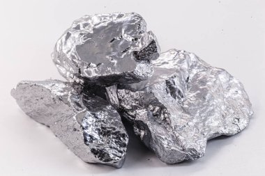 Tantalum veya tantalum. Metal alaşımlarda kullanılan kimyasal elementler.