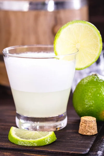 Pisco Sour Cocktail Tillagad Med Pisco Och Citron Sötad Med — Stockfoto