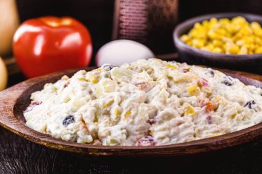 sebze mayonezi, mayonez, doğranmış meyve ve sebze, Brezilya geleneği.