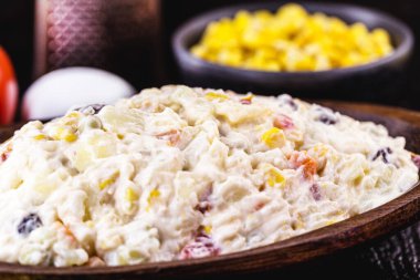 sebze mayonezi, mayonez, doğranmış meyve ve sebze, Brezilya geleneği.