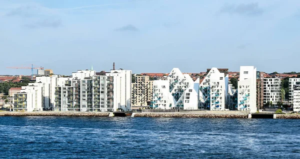 デンマークのオーフスのポートでモダンな住宅 — ストック写真