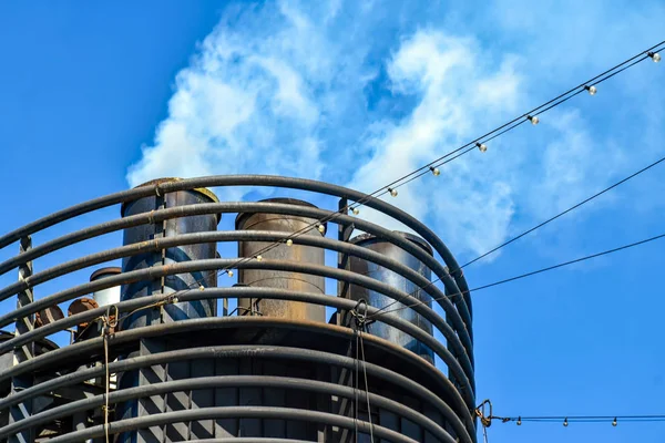 Komína Výletní Lodi Uniká Kouř Výfukové Plyny — Stock fotografie