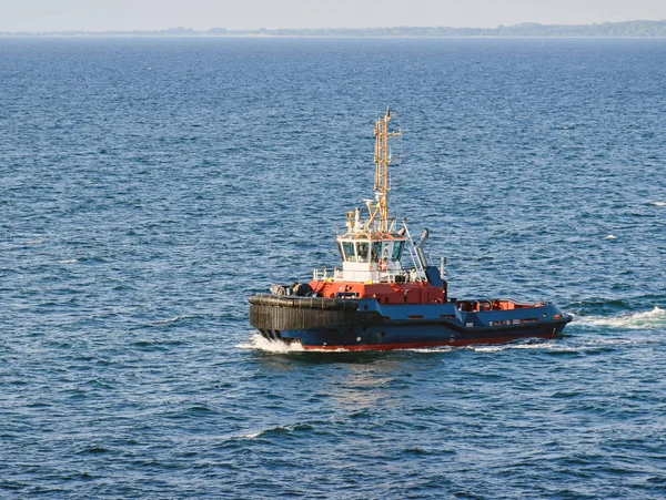 Tugboat Přejde Moři — Stock fotografie